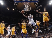 开云下载-羽翼与舞步，跨越山海的双重奏